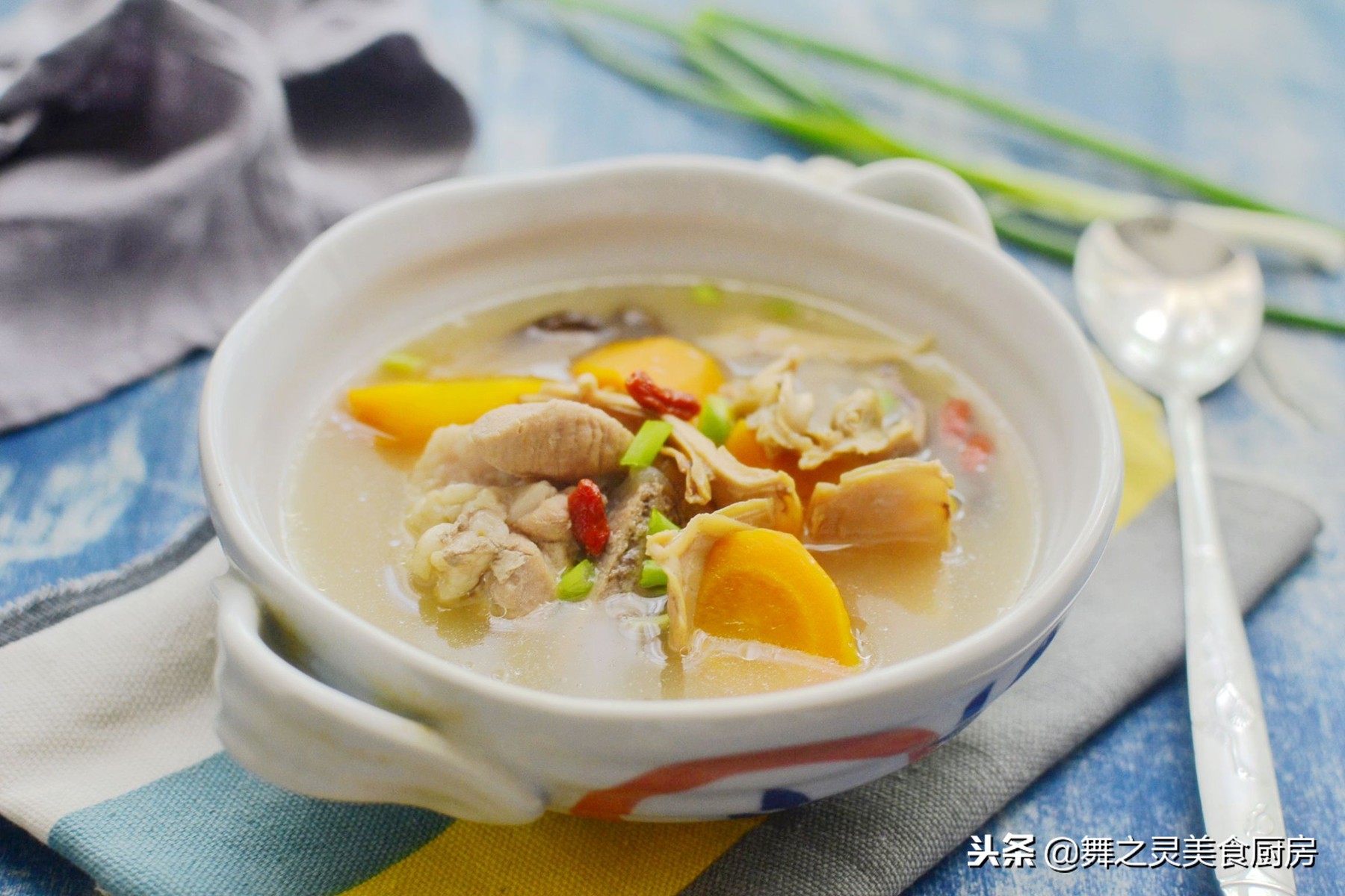 冬日暖胃必备汤品简单,冬季暖胃汤的十种做法