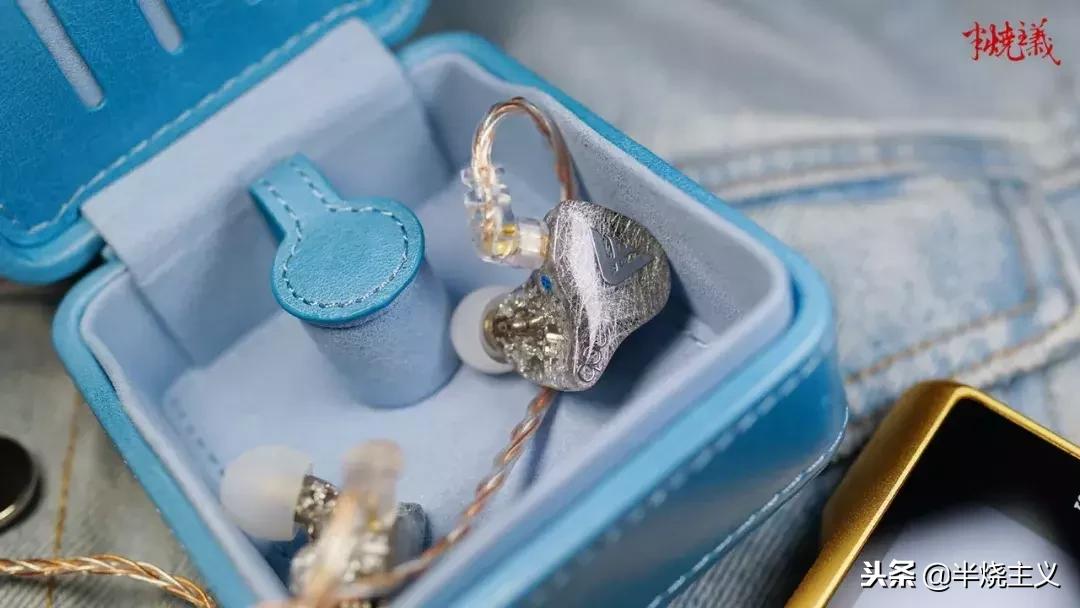 qdc变色龙vx联名款,qdc耳机变色龙v6