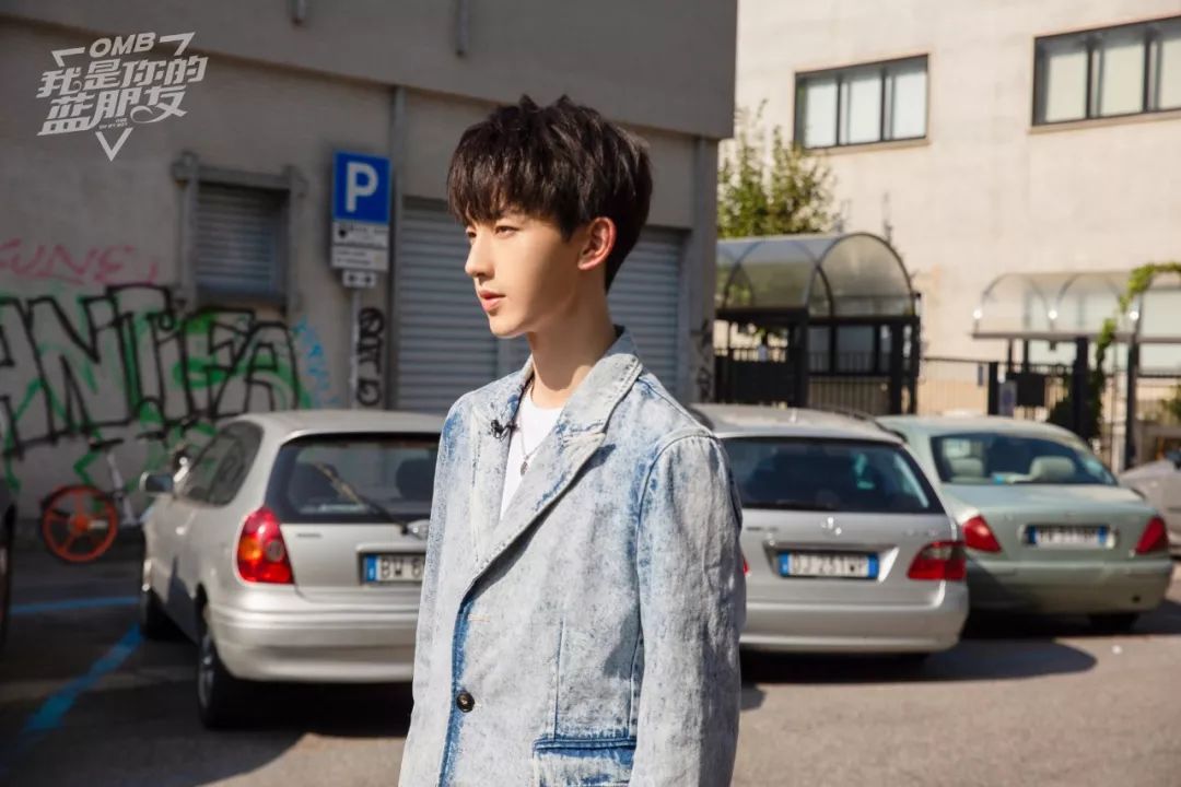 鏉庣淮鍢夋帹鑽愰粦琚嬪瓙,鏉庣淮鍢夐儹淇婅景