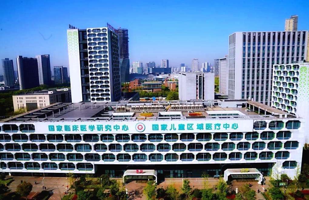 杭州邵逸夫医院属于三甲医院吗,杭州第一医院与邵逸夫医院哪个好