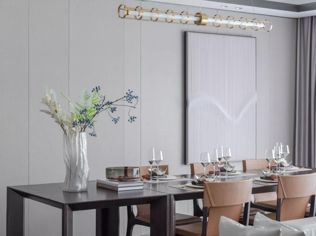 灞岸首排人居迭代，稀缺河景+大师设计，重塑价值预期