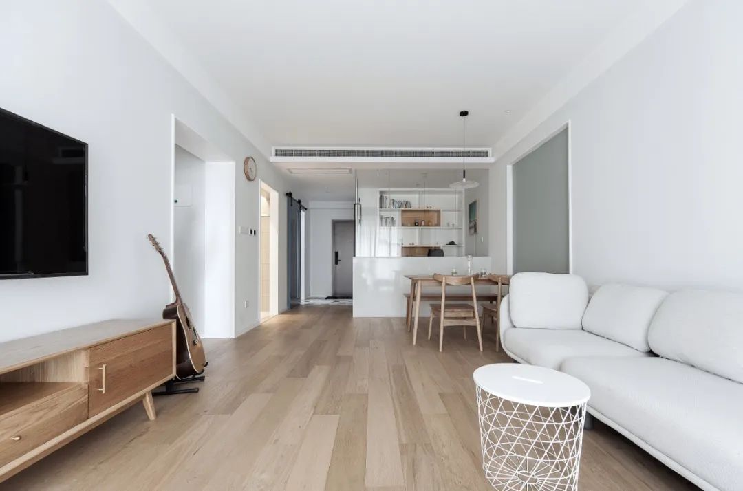 还在纠结要不要装吊顶？听内行人这么一分析，装修就有底气了