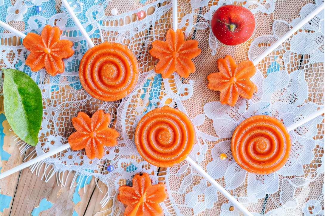 吃完可以开花的棒棒糖,吃完嘴巴特别香的棒棒糖