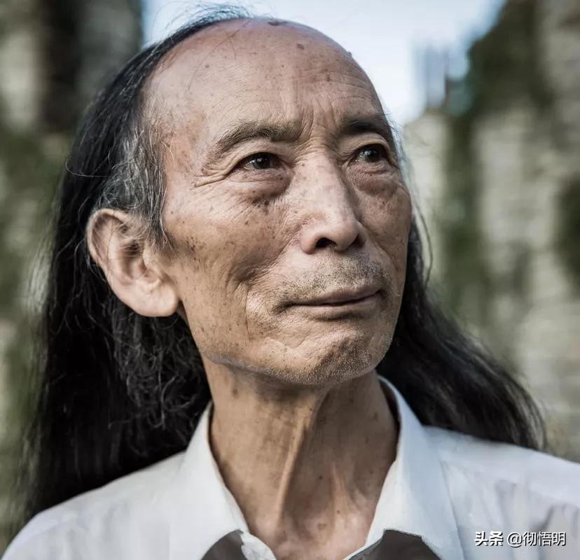 大学教授离家出走,大学教授隐居深山20年