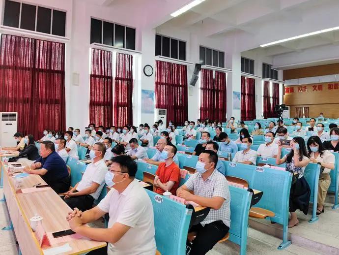 2021年汕头市“新时代好少年”学习宣传活动发布会暨精神文明建设先进典型*党**史学习教育圆满举行