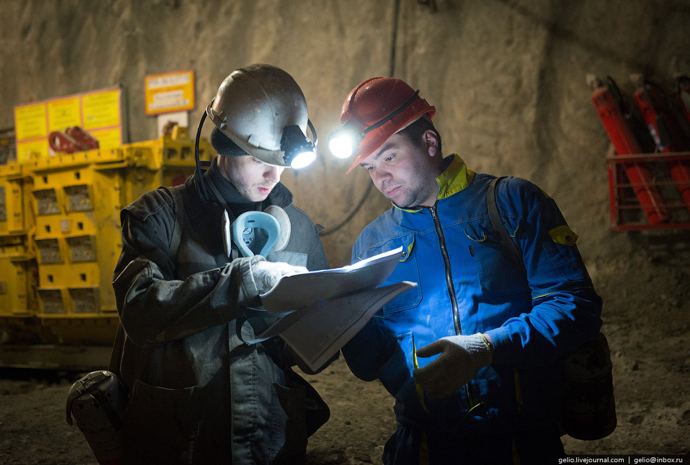 去俄罗斯挖金矿怎么样,真实钻石开采出来的样子