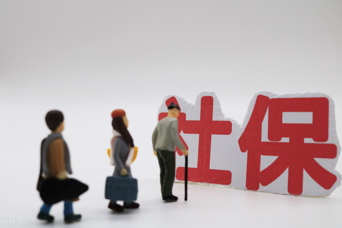 为啥企业退休医保不用交够25年,退休后没有职工医保该怎么办