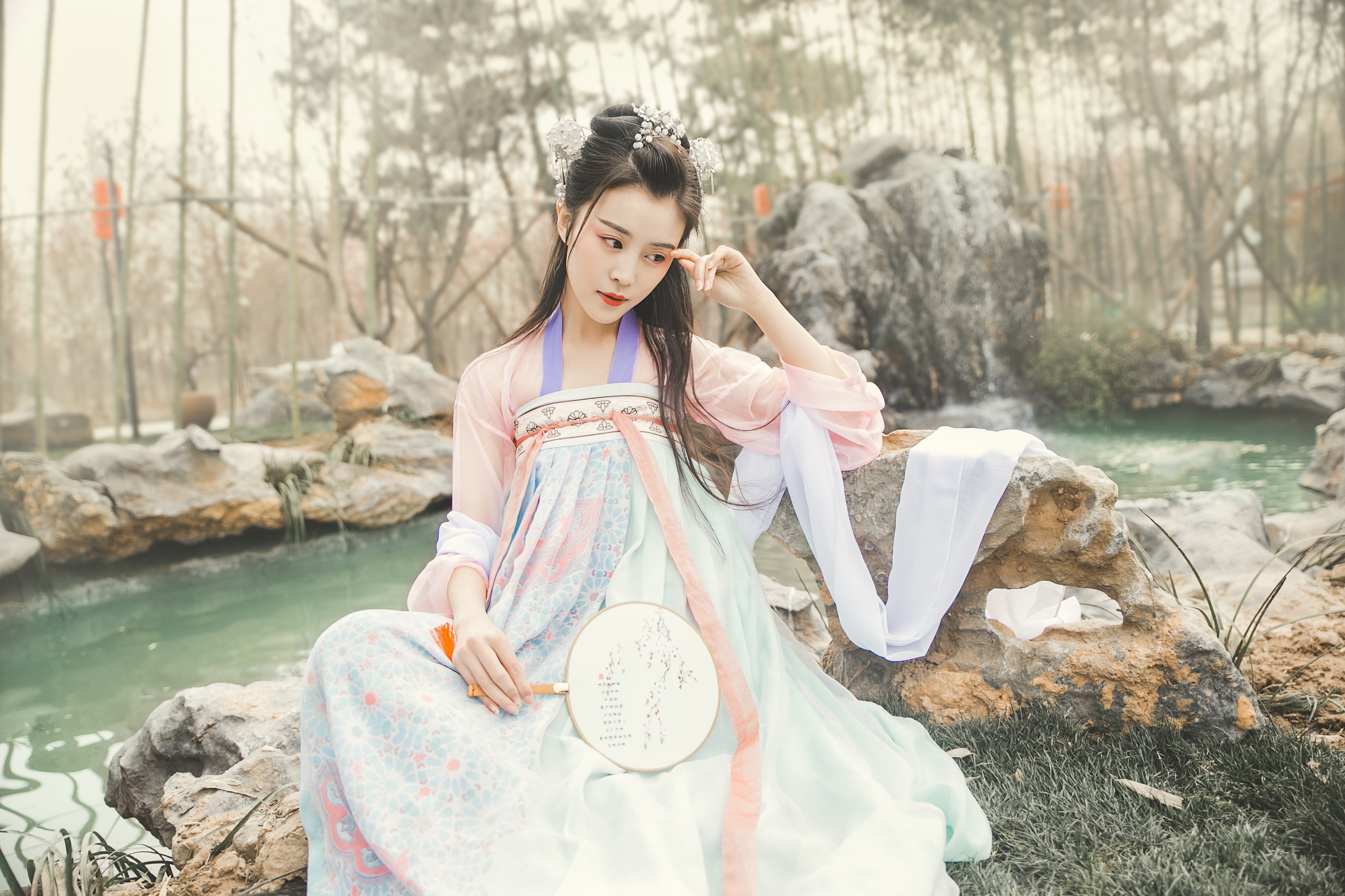 《战神王爷的调皮小王妃》爹娘宠爱,兄长呵护,战神夫君更甜宠