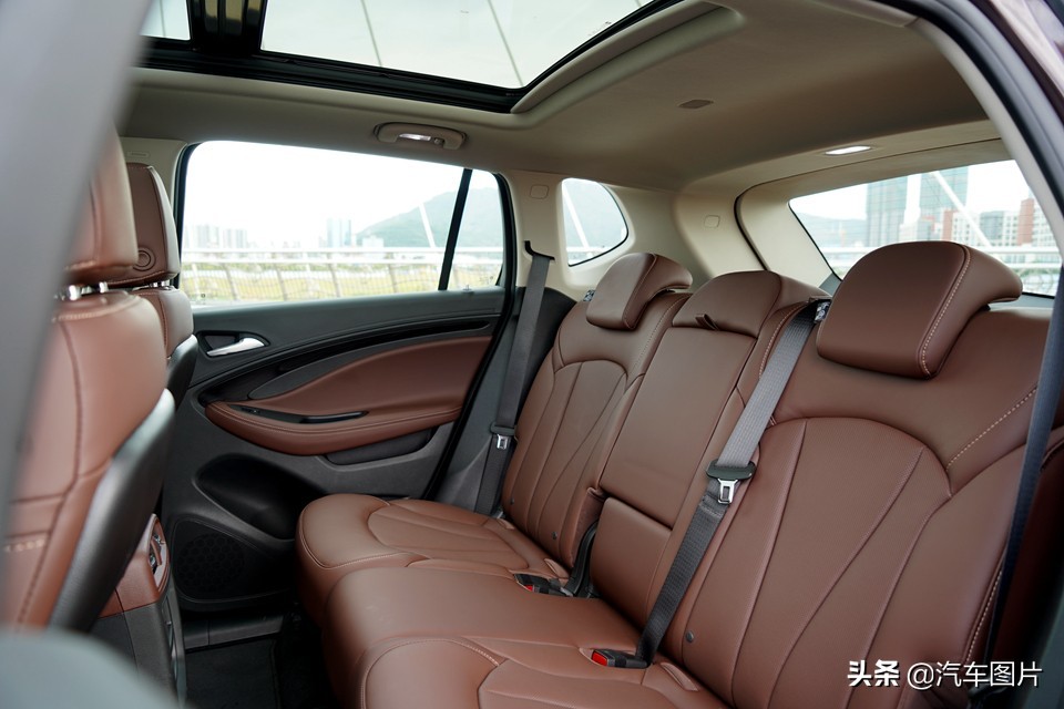 落地15万左右的suv别克昂科威,试别克gl8es陆尊豪华型