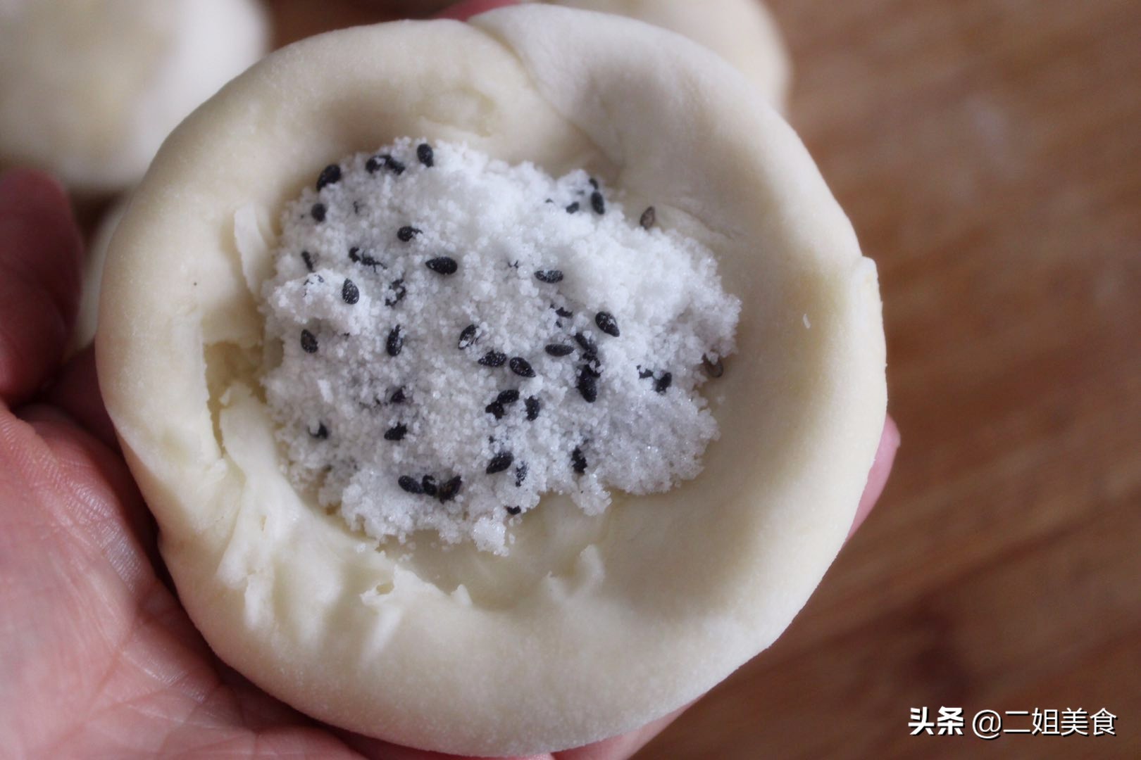 做酥饼怎么才不破皮,酥饼如何层次多又酥又脆