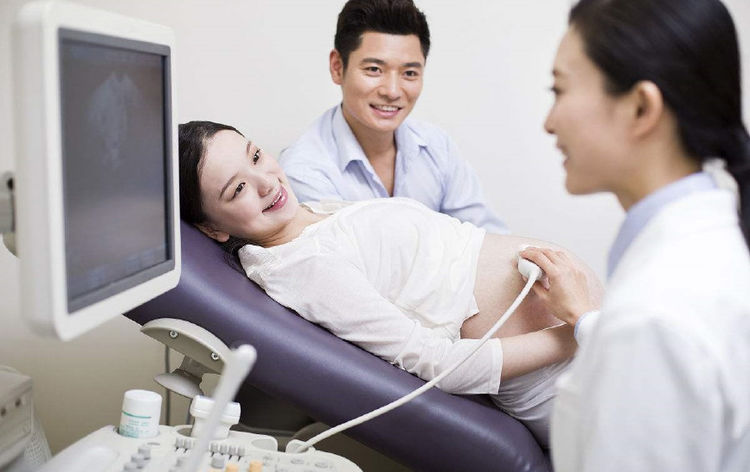 怀孕第一次做b超找专家吗,当b超医生好吗