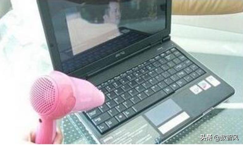 电脑进水不用慌,下面4招可以起死回生