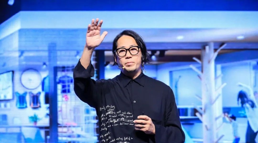 冠珠陶瓷新logo,冠珠背面logo印上去的