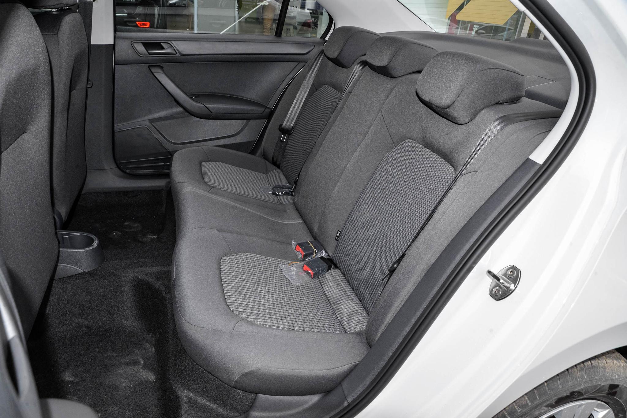 大众桑塔纳2021款1.5l自动风尚版,2021款桑塔纳1.5自动舒适试驾视频