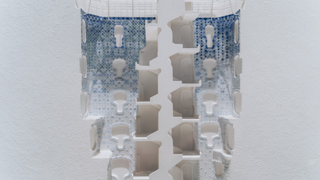 米拉之家烟囱,米拉之家天井