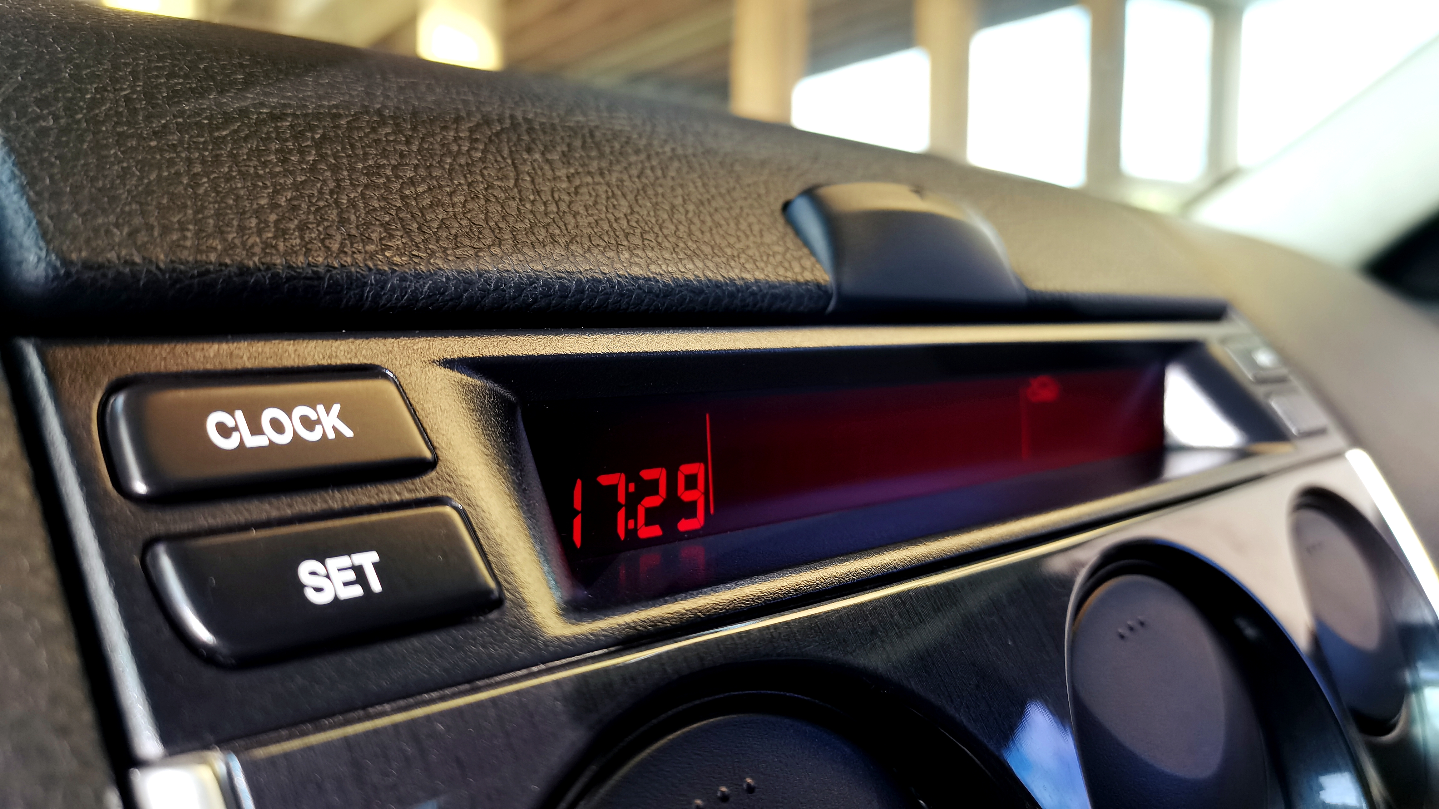 亮黑马自达6,亮灰马自达六