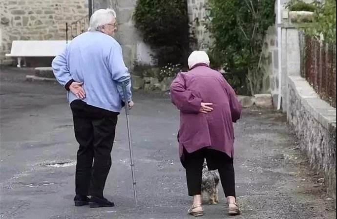 骨密度检查骨量减少如何改善,二十几岁骨量减少是什么原因