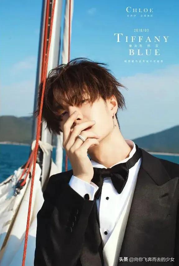 王一博代言的香奈儿蔚蓝味,香水王一博香奈儿蔚蓝