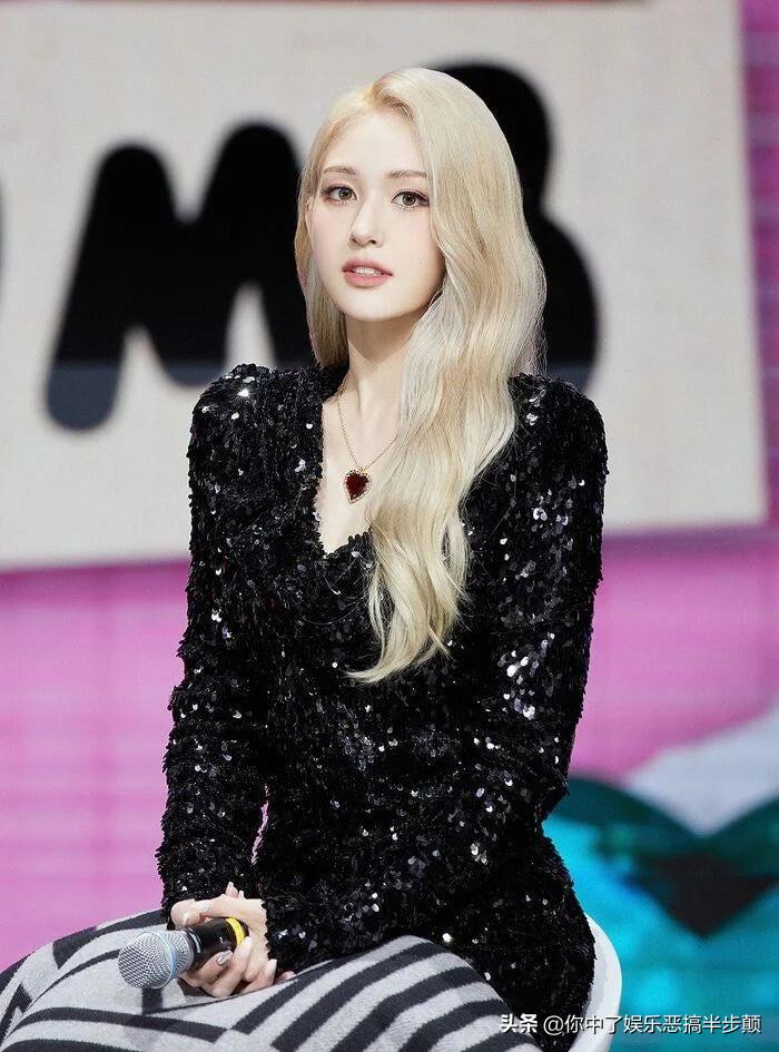 韩国女星身材马甲线,韩国身材最好的女明星腿部肌肉