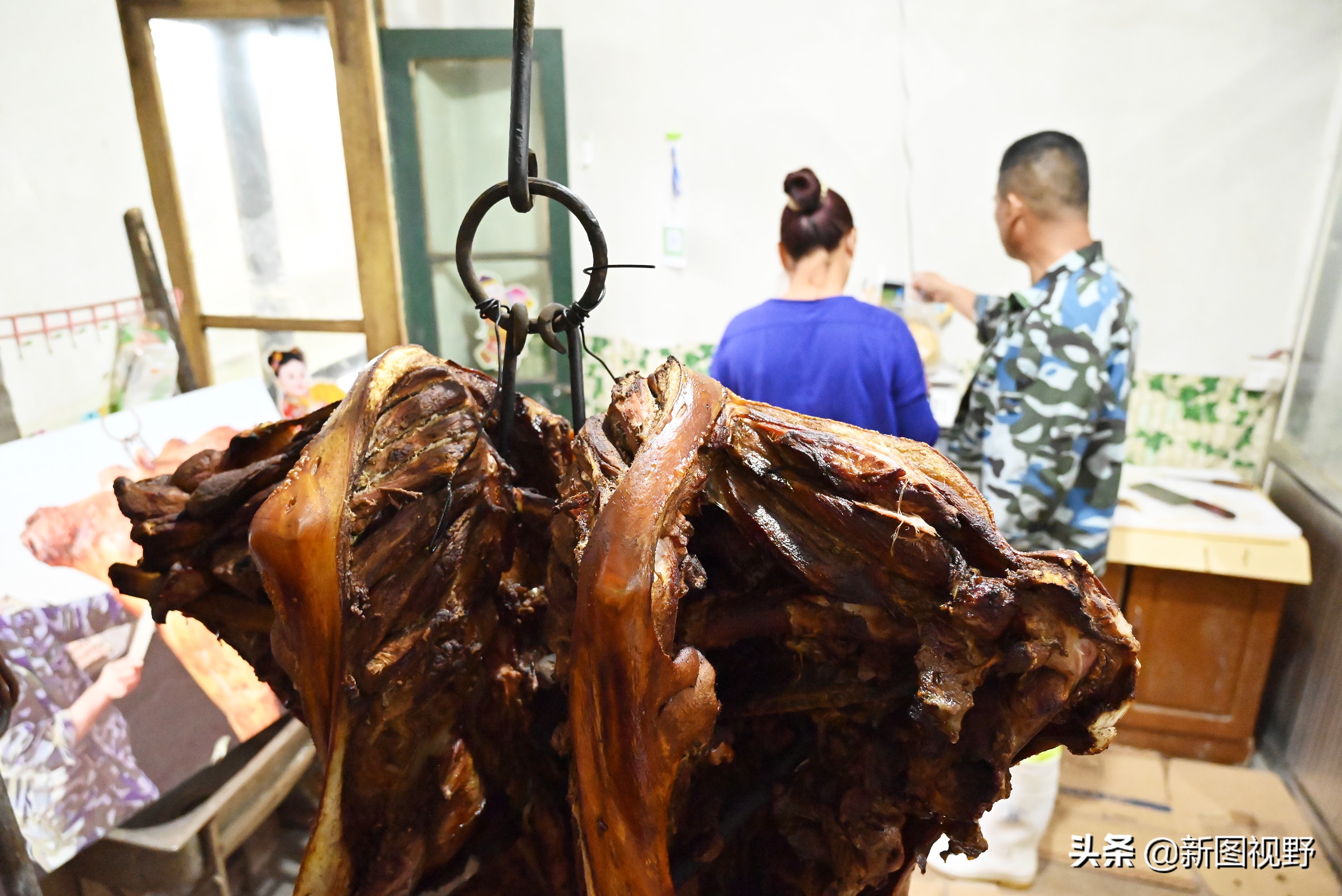 山东夫妻吃货,深夜夫妻驱车400公里吃烧烤