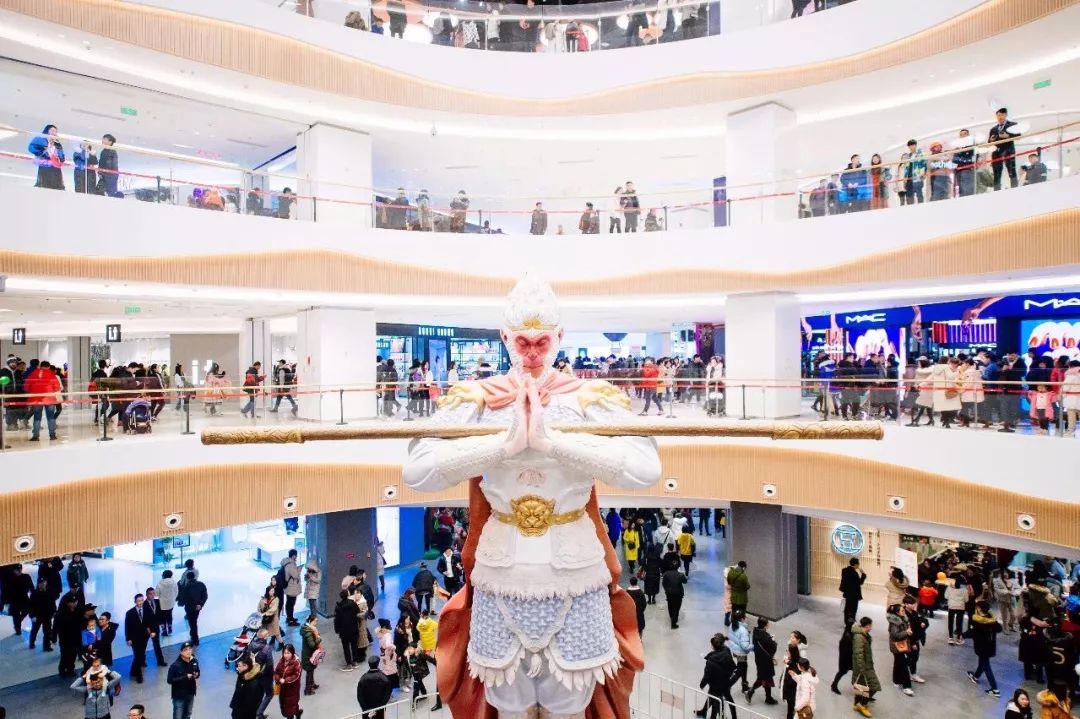 会逛首店,才是曲江最潮的人