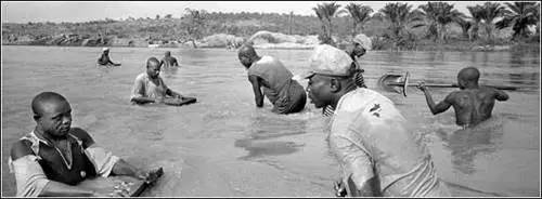 范冰冰生日晒粉红钻戒,范冰冰晒钻戒多少克拉