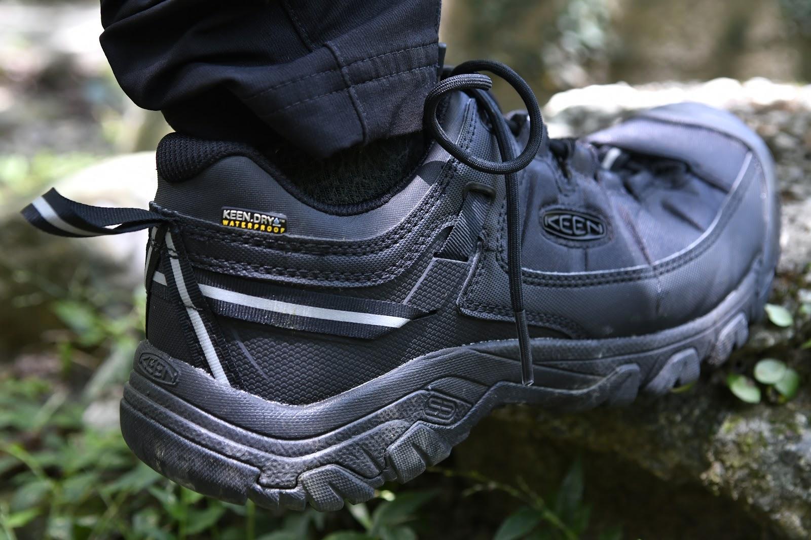 户外登山鞋哪种比较好用耐穿,小白入门登山鞋怎么选购