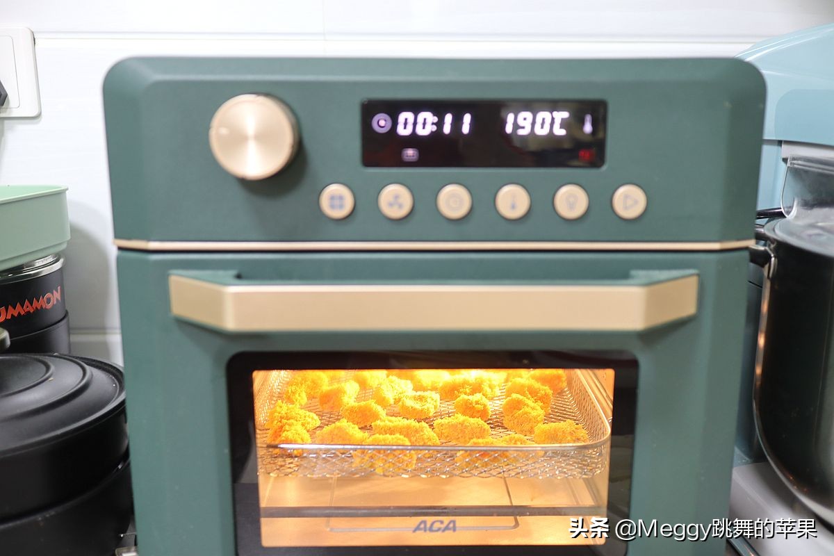 不用一滴油也能吃到健康美味炸鸡,自制肯德基炸鸡翅炸薯条