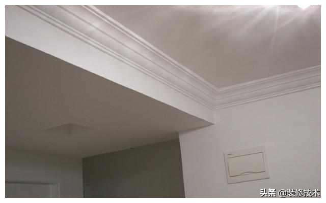 石膏线开裂的修补方法及预防措施,新房石膏线有开裂怎么修补
