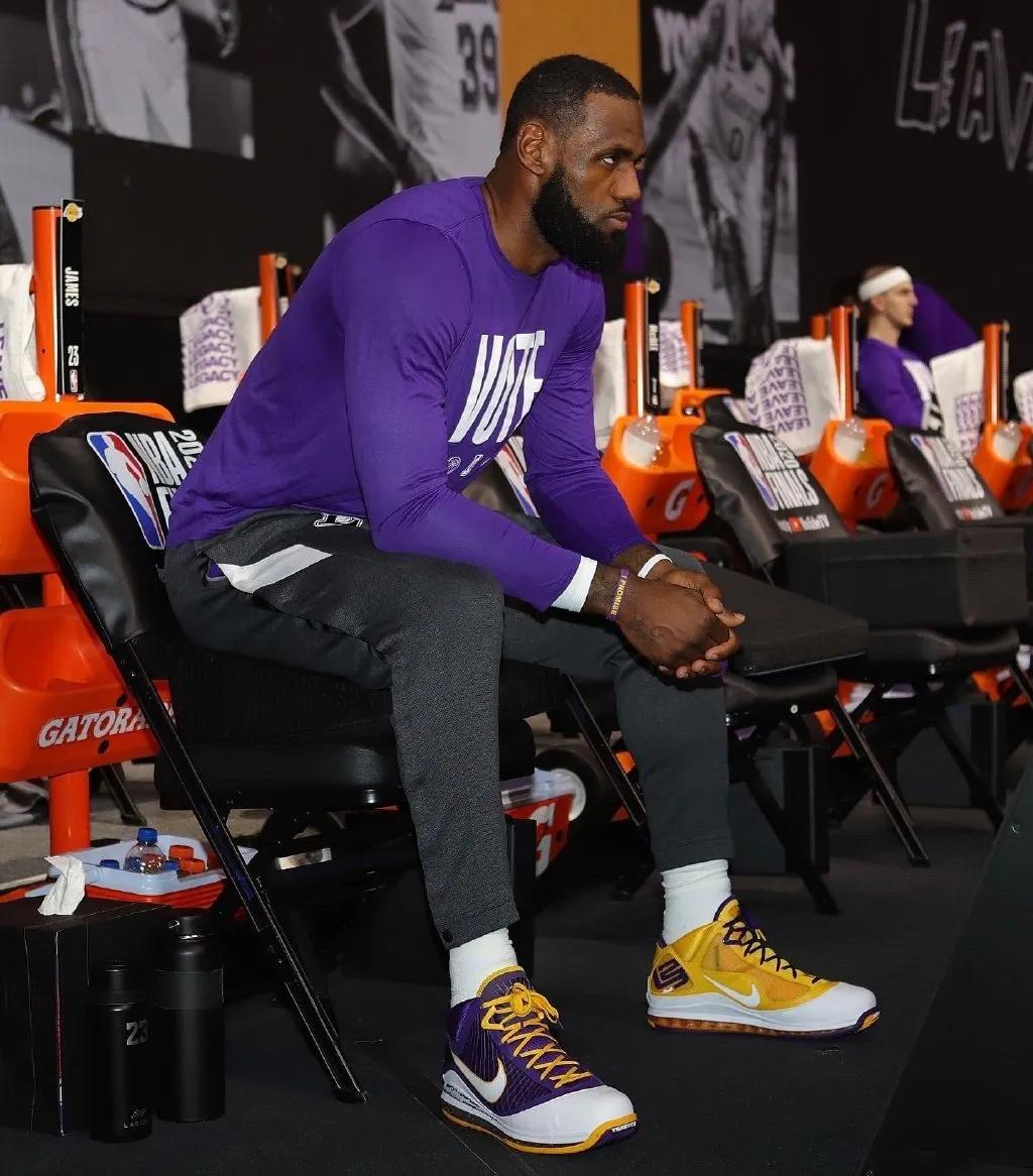 砍掉前掌Zoom?使节13减配,你接受吗?