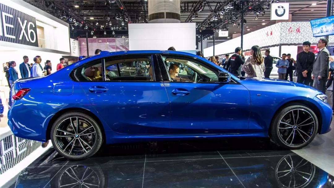 看着就很香,全新一代宝马3系展示
