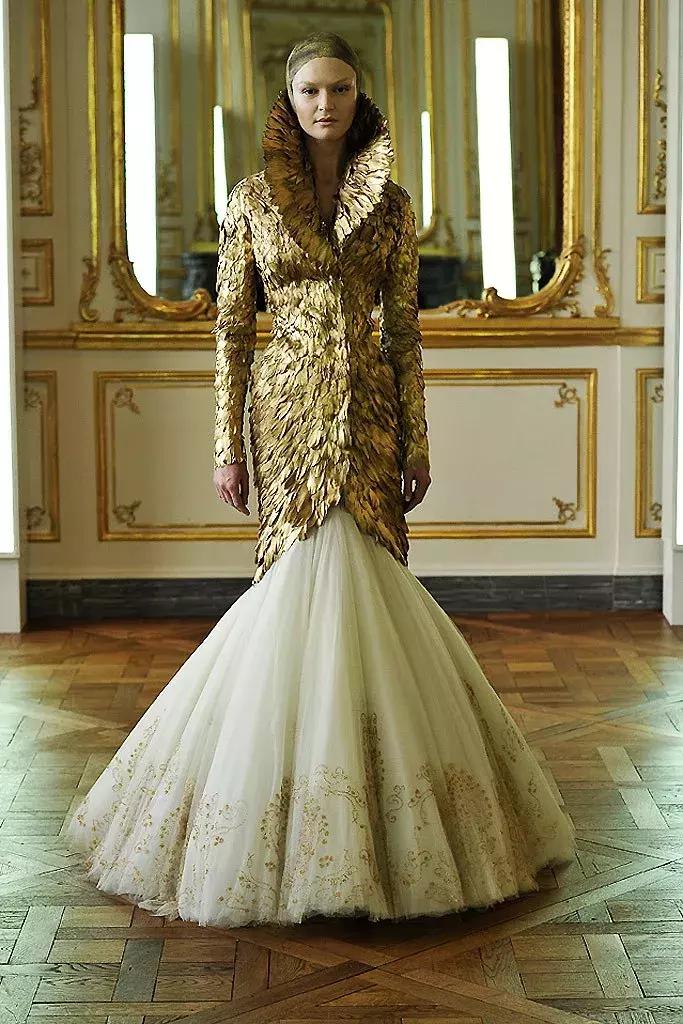 亚历山大麦昆作品效果图,亚历山大麦昆银色细闪