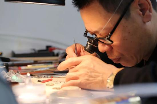 为什么二手表能保值,为什么二手表价格这么高