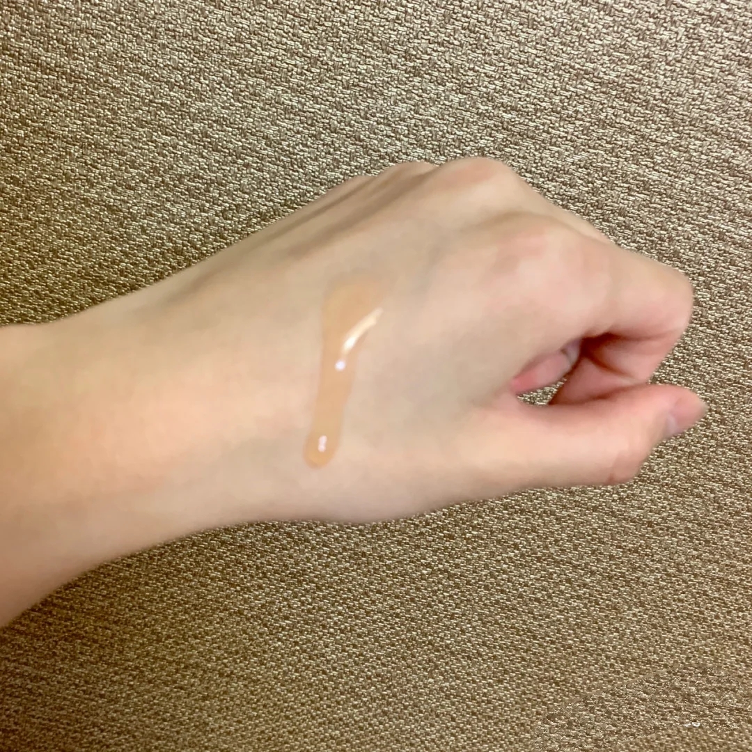 雅诗兰黛和兰蔻哪个精华更好用,雅诗兰黛和兰蔻抗老精华哪个好