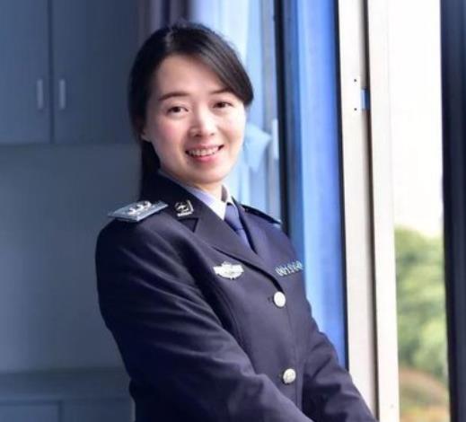 辅警和协警的工资待遇哪个好,辅警和警察的待遇差多少