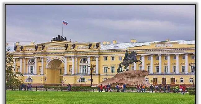 #山屿海国旅带你走进俄罗斯#“低调硬核铁憨憨,帮就是了!”