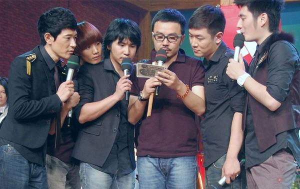 钱枫年轻的时候图片校草,钱枫以前还是上戏校草