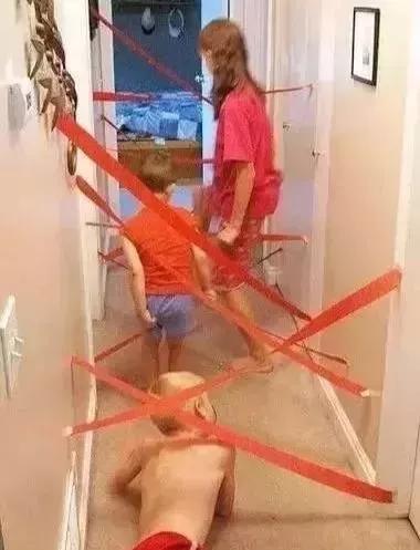 在家亲子运动游戏10岁,宅家一起做运动操