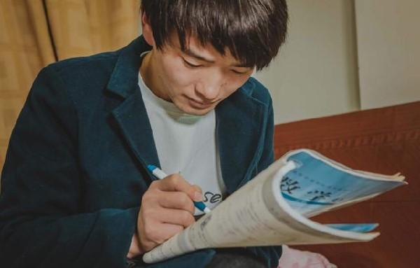 偷高考试卷可行吗?18年前真的有人做到了,可苦了那一年的考生