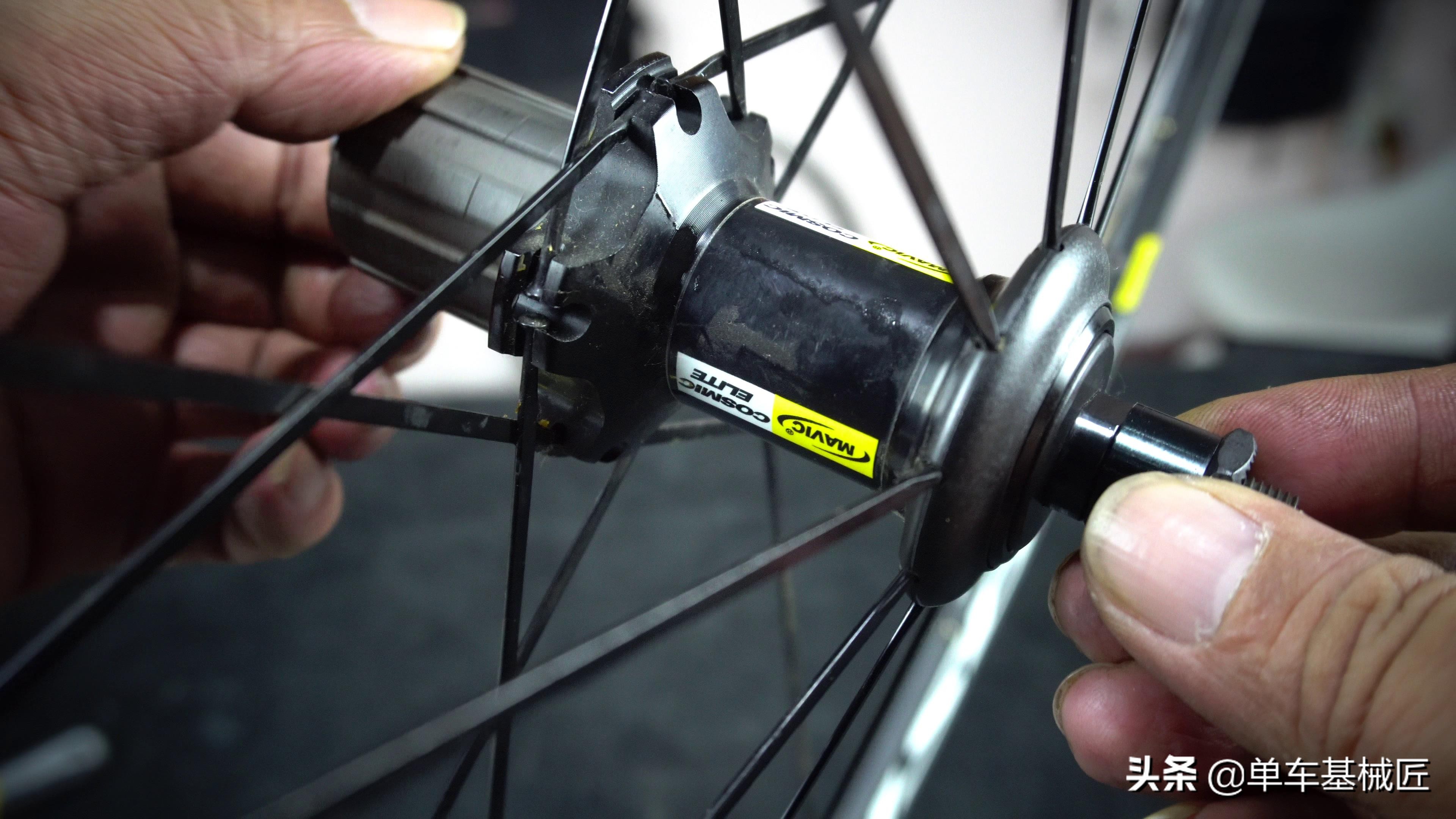 单车基械匠:Mavic轮组花鼓的拆卸,保养,轴承更换三合一教程