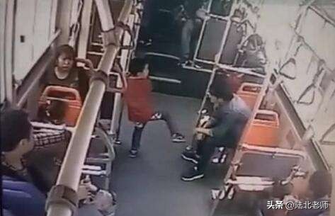 总说“他还是个孩子”:比熊孩子更可怕的是,不会管教的熊家长