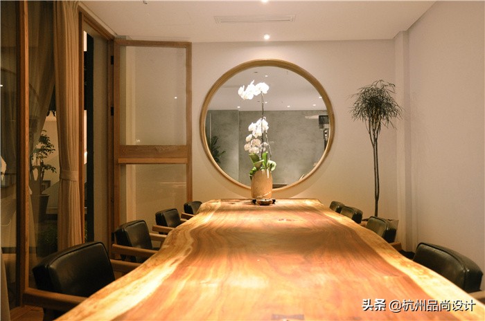 当老房子遇见午后的阳光,当老宅遇见春天