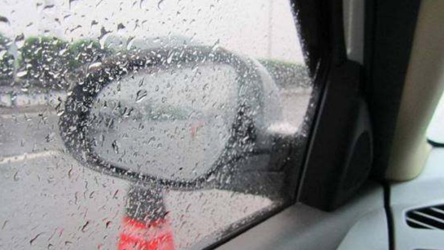 放一块香皂在车里会让车内变香吗,车内放舒肤佳红石榴香皂真的香吗