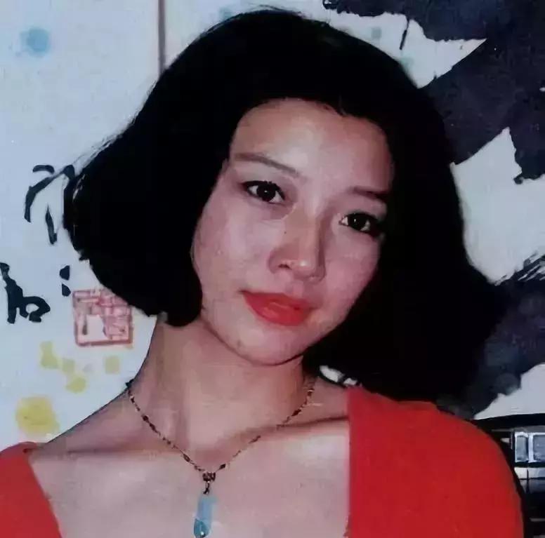 吴谨言蝎子拍戏视频,吴谨言拍戏放蝎子