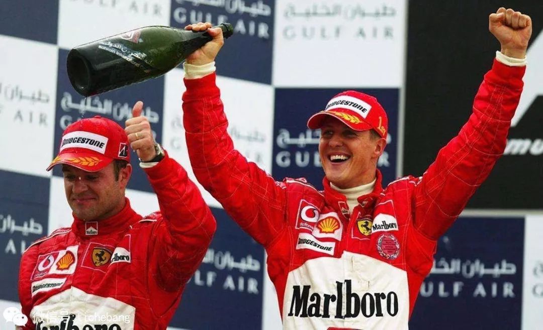 曾经饱受诟病的金色如今却成为最时尚流行的保护色