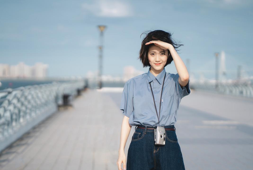 21种经典的拍照姿势,不露脸拍照姿势不重样