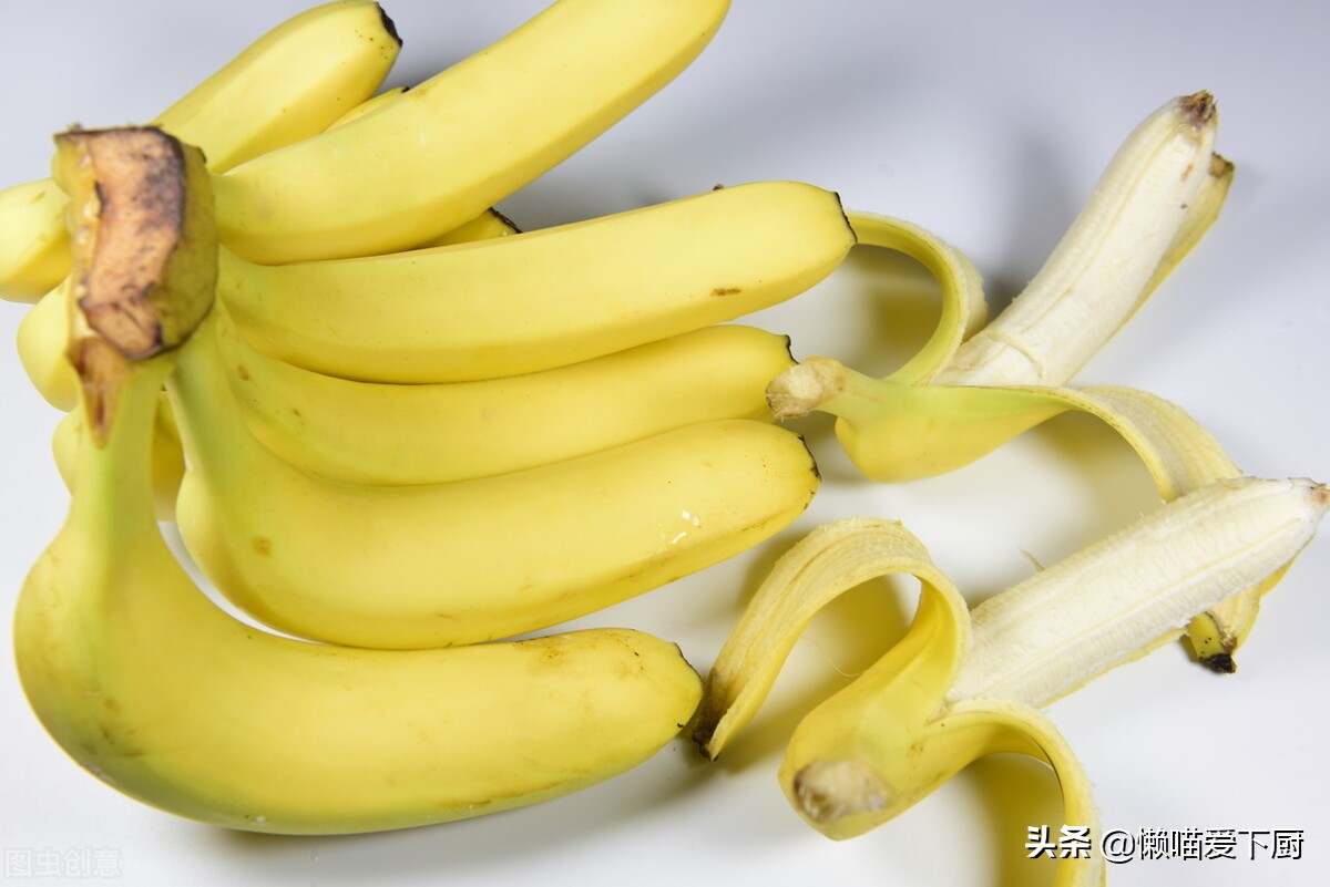 买香蕉选直的还是弯的水果好,买香蕉时挑直的还是弯的老果农