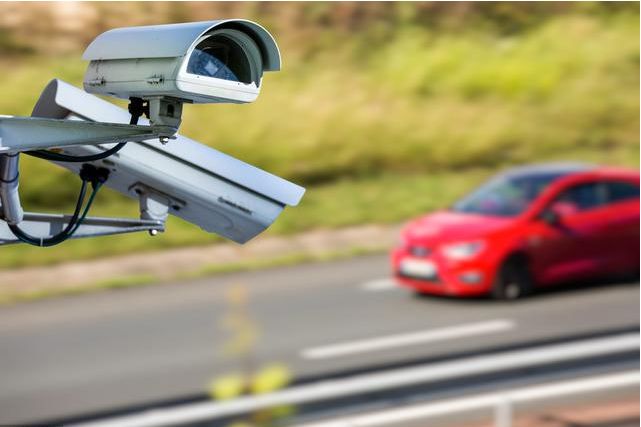 一个摄像头一年赚2500万,一年挣上亿的道路摄像头