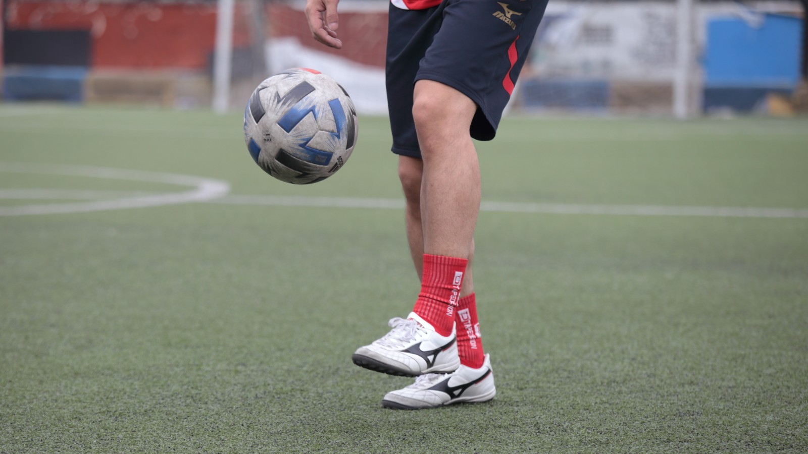 美津浓全新moreliaiitf足球鞋,美津浓morelianeo3