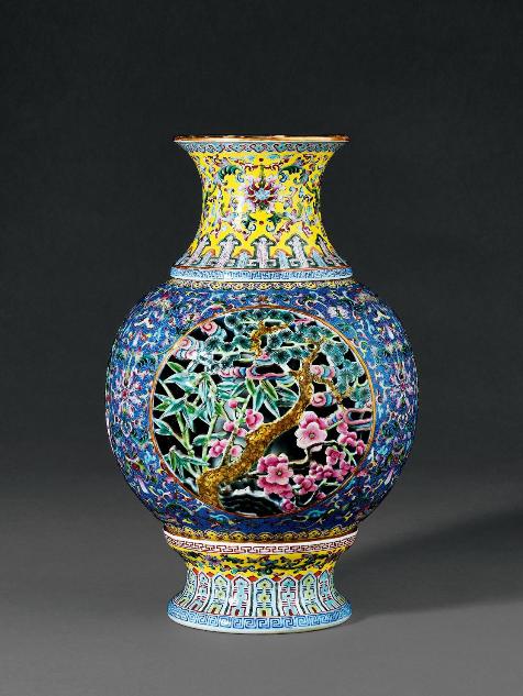 几十年的景德镇瓷器值钱吗,十大瓷厂的瓷器有收藏价值吗